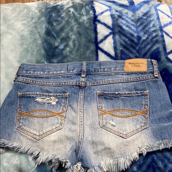 Shorts - Picture 2 of 2